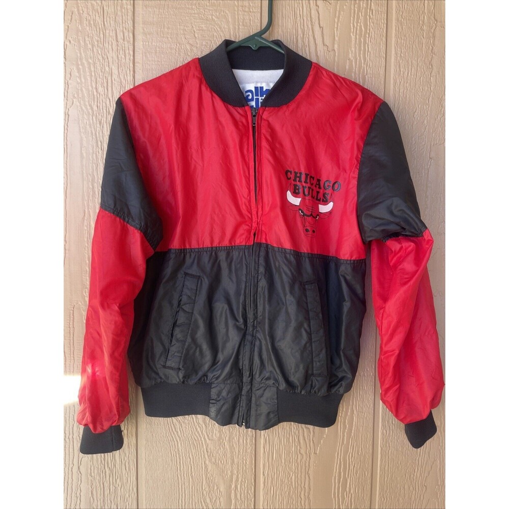 Vintage Chicago Bulls 1992 Kids Chalkline Jacket Wind Breaker Size 14-16 Zip Up